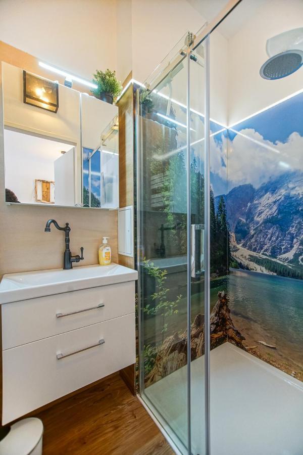 Auszeit Steiraland 7 Mit Ueberdachten Balkon Und Parkplatz Leoben  Exterior foto